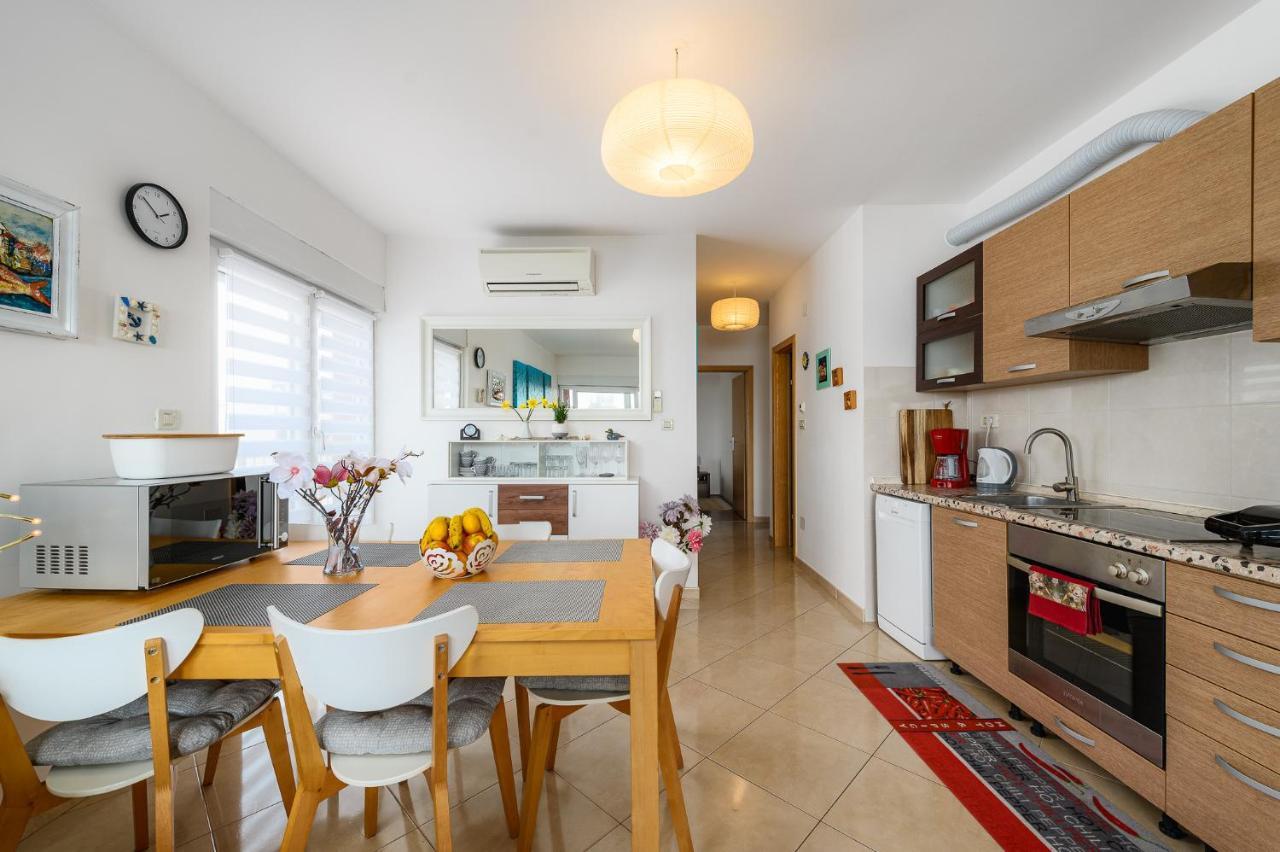 Apartment Ares 13 In Umag Center Eksteriør billede